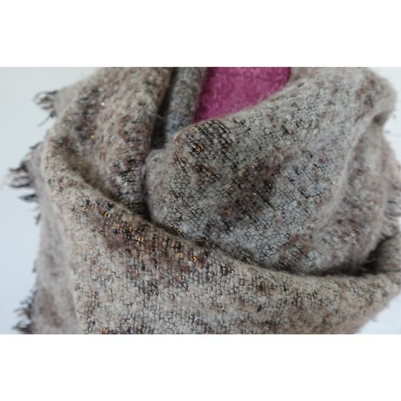 Wrap / scarf / shawl / large 25 x 50 - Picture 6 of 10